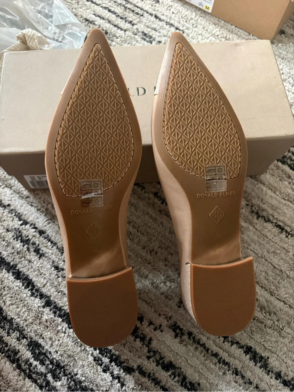 Donald J.‎ Pliner LADONNA Flats